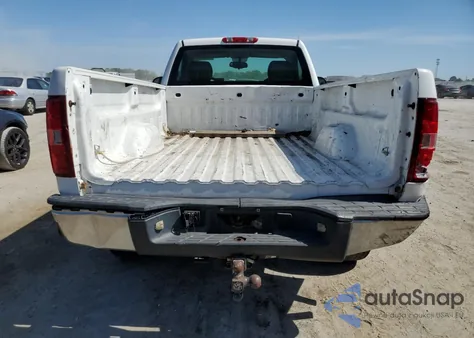 2008 Chevrolet Silverado C1500 z USA, uszkodzony, nr VIN 1GCEC14X88Z116080